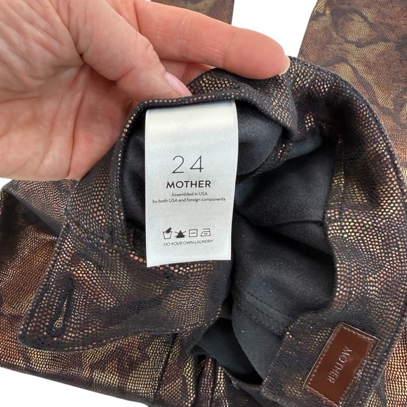 MOTHER High Waisted The Looker 24 Black Snake Skin Pants - Picture 7 of 16